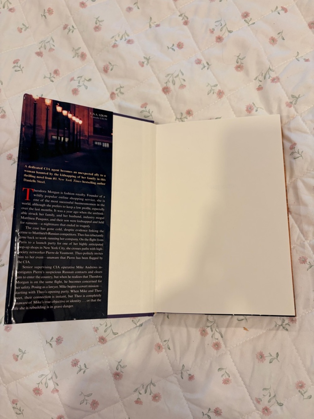 Danielle Steel "Suspects" Hardcover Novel - Picture 2 of 4